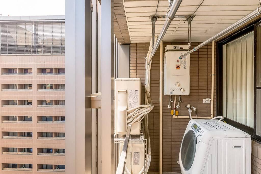 New Building 2B1Blk Workspace Taipei Main Station • 新大樓 台北車站 2房1衛 客廳廚房 工作空間 Exterior foto