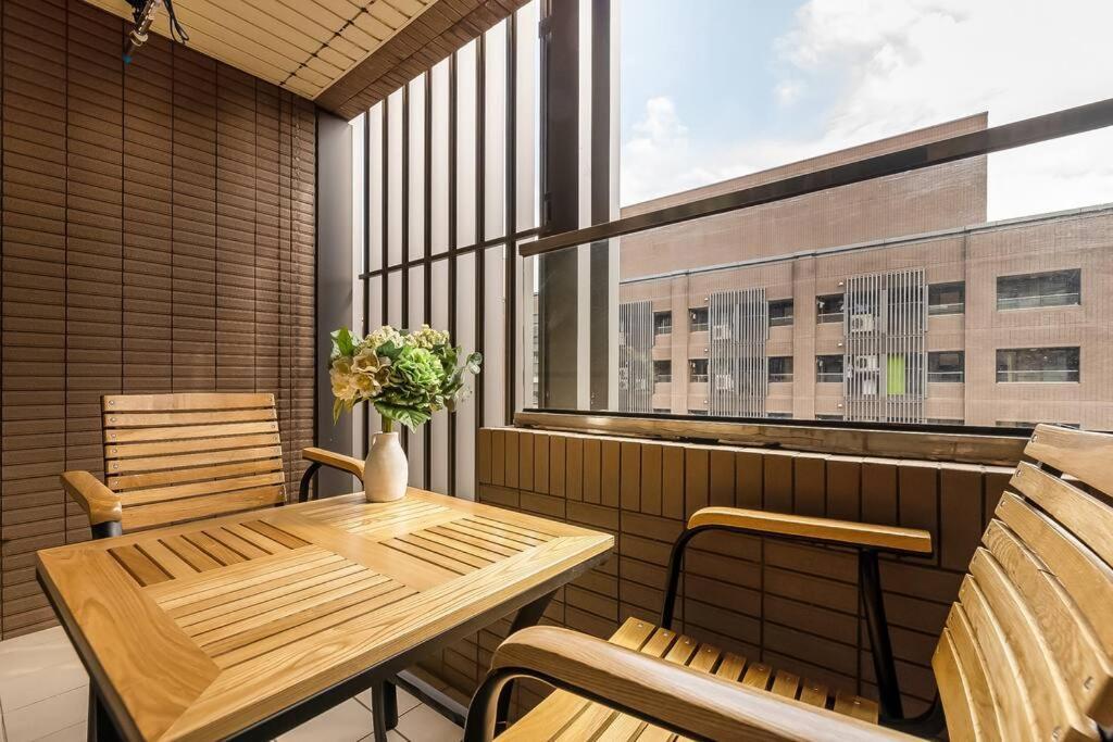 New Building 2B1Blk Workspace Taipei Main Station • 新大樓 台北車站 2房1衛 客廳廚房 工作空間 Exterior foto